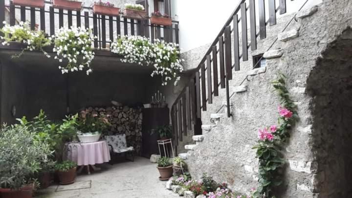 Casa Lidia Hotel Tignale Exterior photo